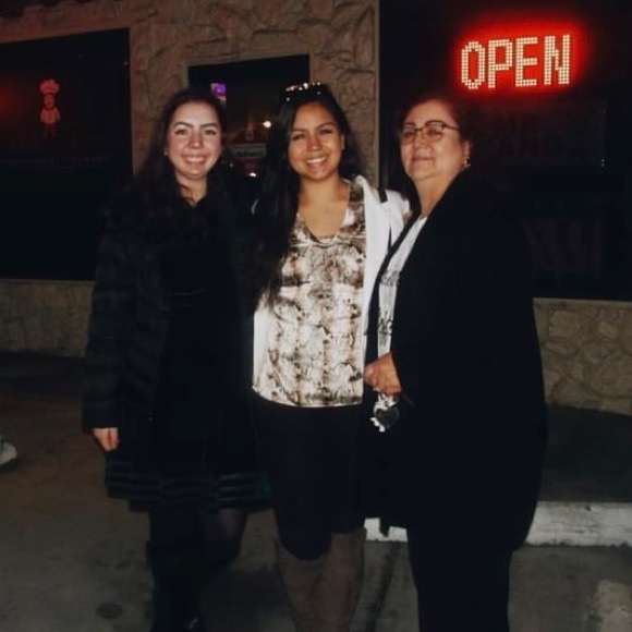 White House | Black Market Snake Ruffle Shell Biz Tank - Picture 2 of 5